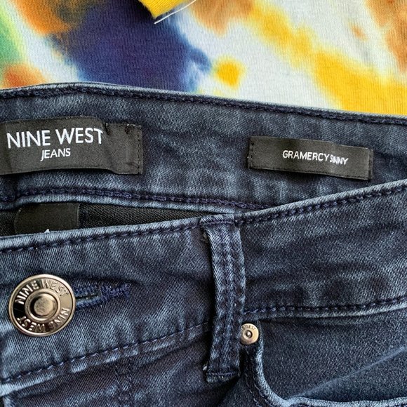 Gramercy skinny jeans with zipper detail - Picture 3 of 5